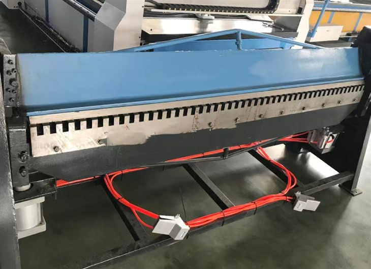 Pneumatic Sheet Press Brake TDF Folding Machine